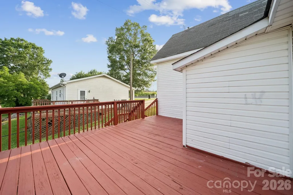411 S Central Avenue Landis NC 28088