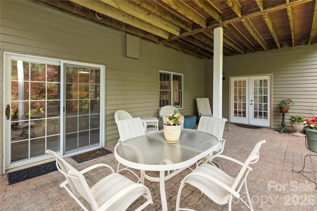 842 Rickel Drive Hendersonville NC 28739