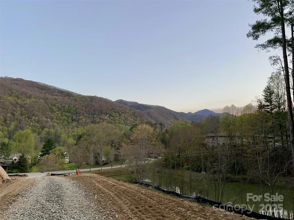 8 Freshwater Cove Maggie Valley NC 28751