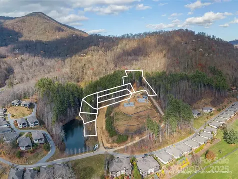 8 Freshwater Cove Maggie Valley NC 28751