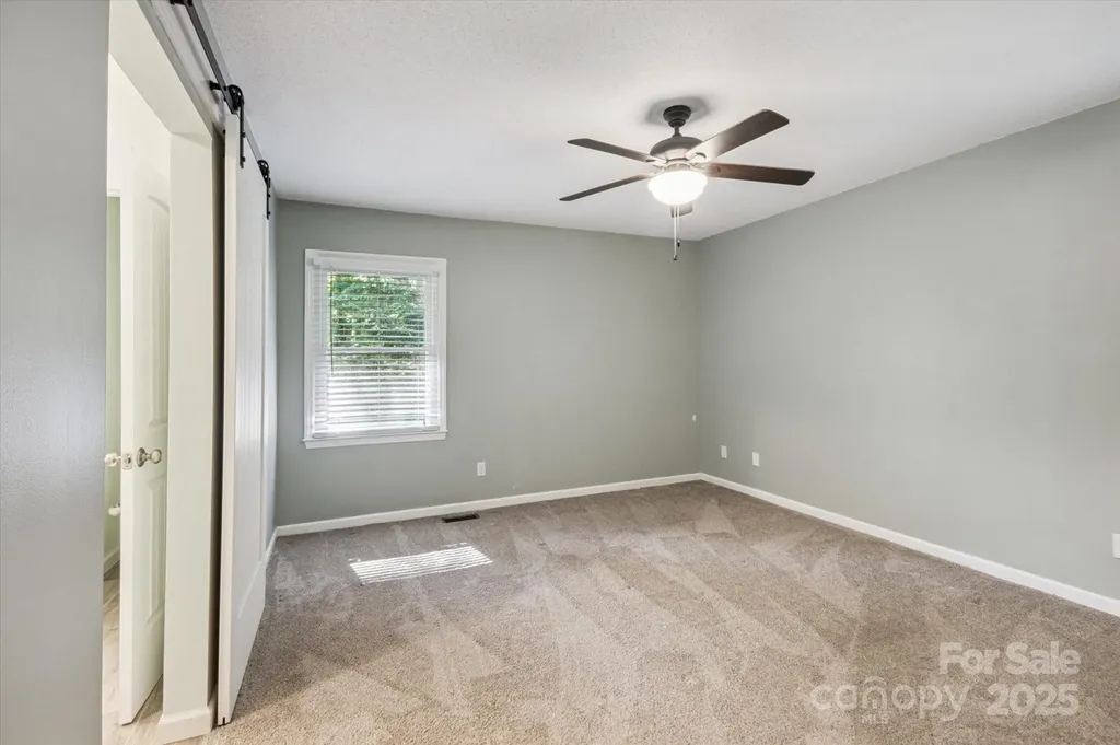 104 Britton Avenue Hendersonville NC 28791