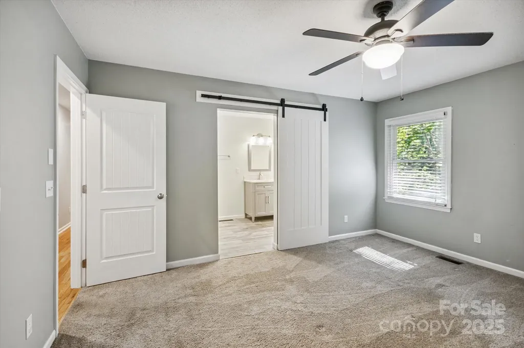104 Britton Avenue Hendersonville NC 28791