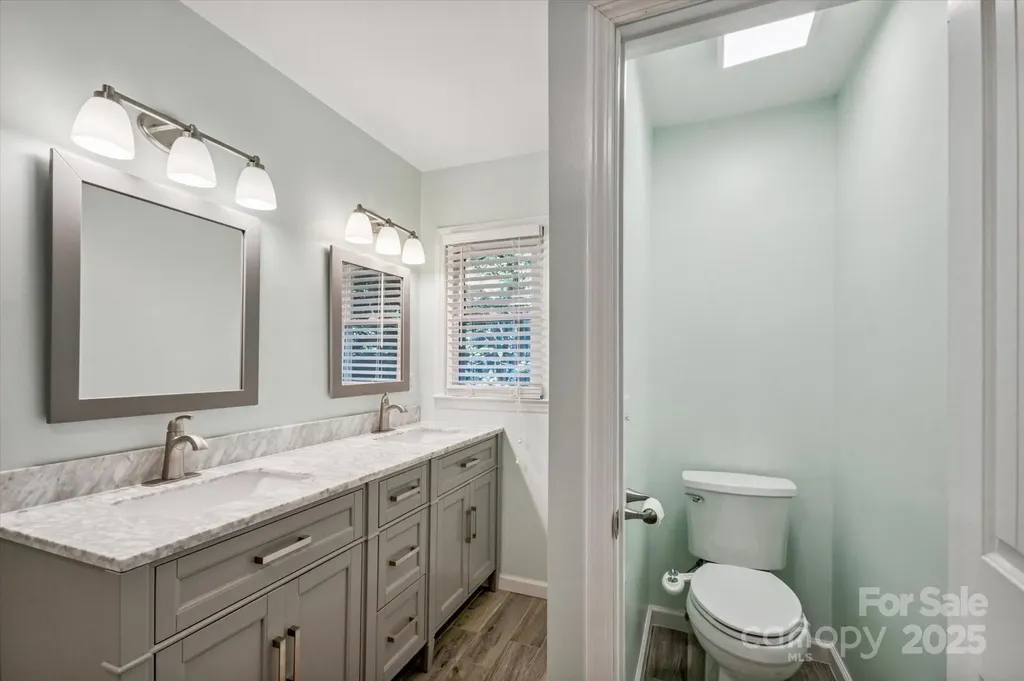 104 Britton Avenue Hendersonville NC 28791