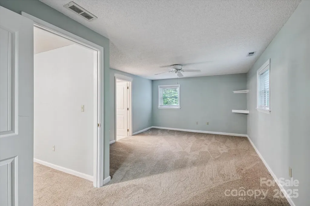 104 Britton Avenue Hendersonville NC 28791