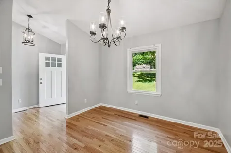 104 Britton Avenue Hendersonville NC 28791
