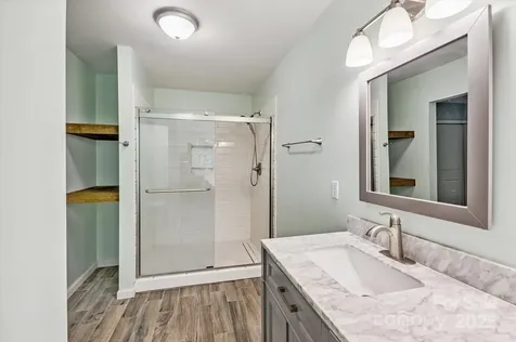 104 Britton Avenue Hendersonville NC 28791