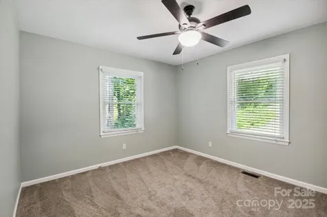 104 Britton Avenue Hendersonville NC 28791
