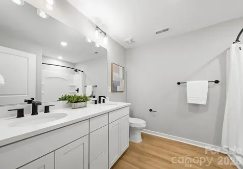 3123 Hatty Place Charlotte NC 28216