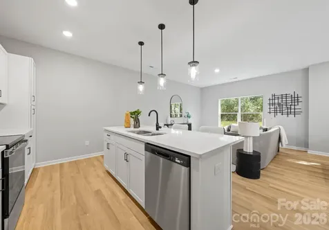 3123 Hatty Place Charlotte NC 28216