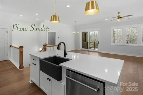 18 Chimney Chase Trail Hendersonville NC 28739