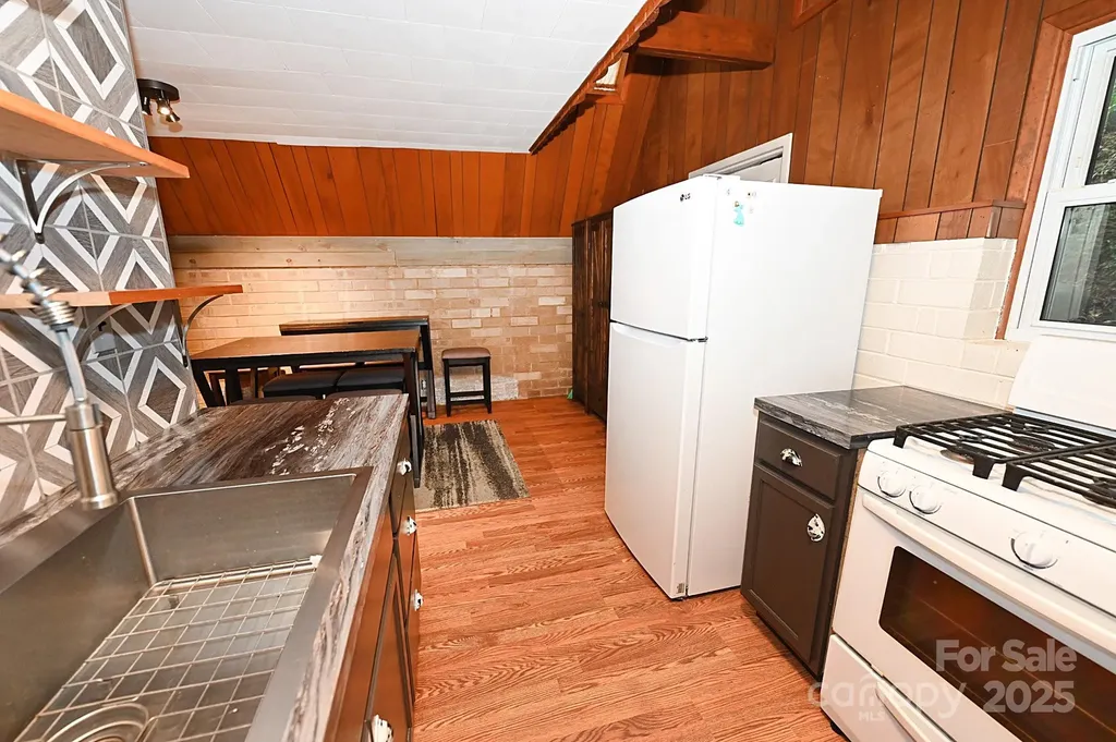3430 & 3390 Rose Creek Road Morganton NC 28655