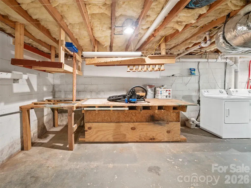 125 Heartland Lane Burnsville NC 28714