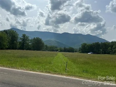 125 Heartland Lane Burnsville NC 28714