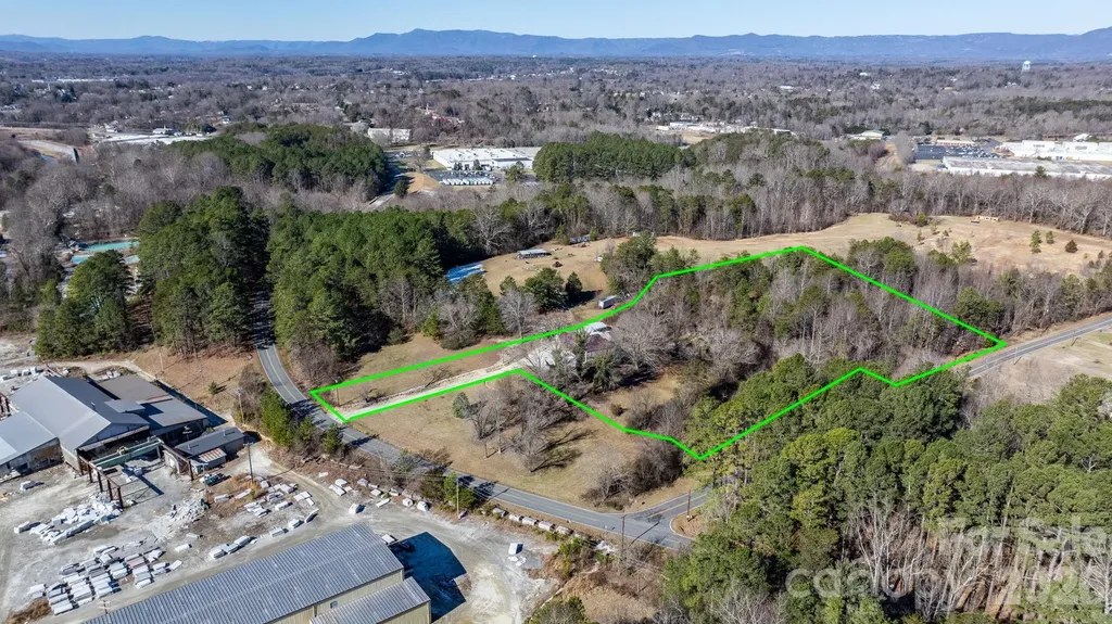 845 Linville Road Mount Airy NC 27030