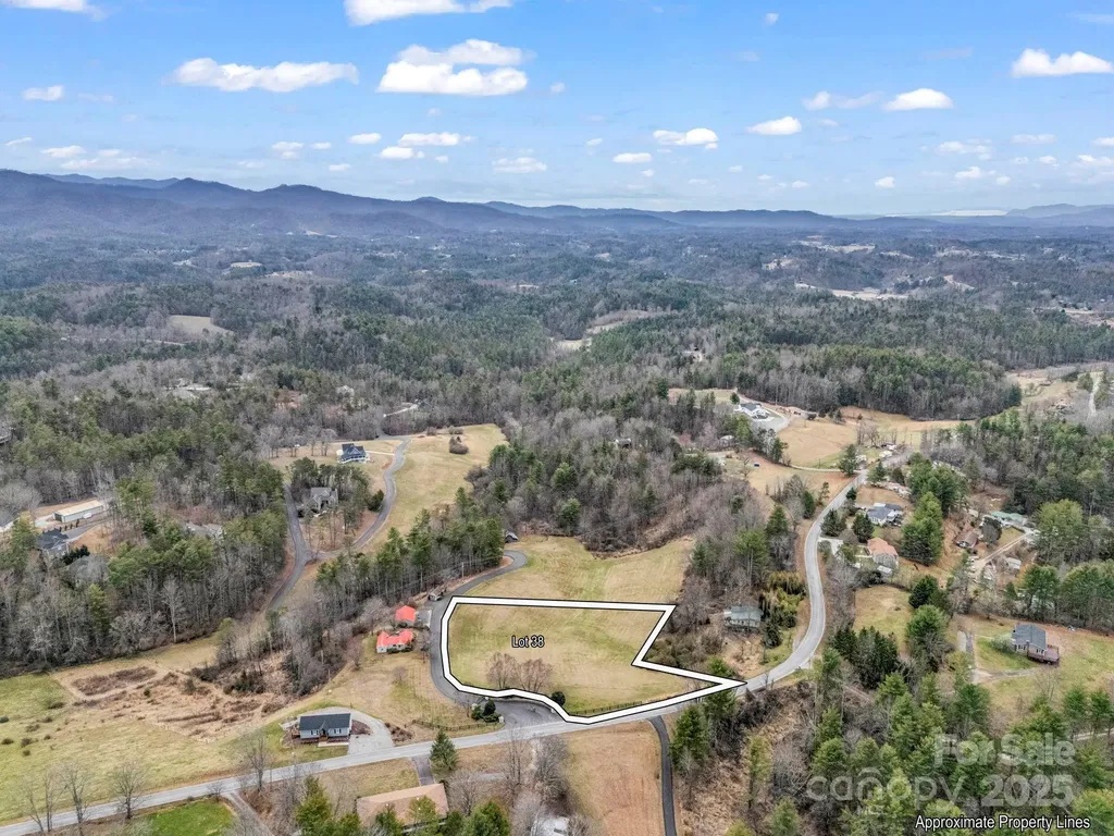 9999 Settlers Trail Mars Hill NC 28754