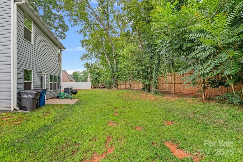724 N Kelly Street Statesville NC 28677