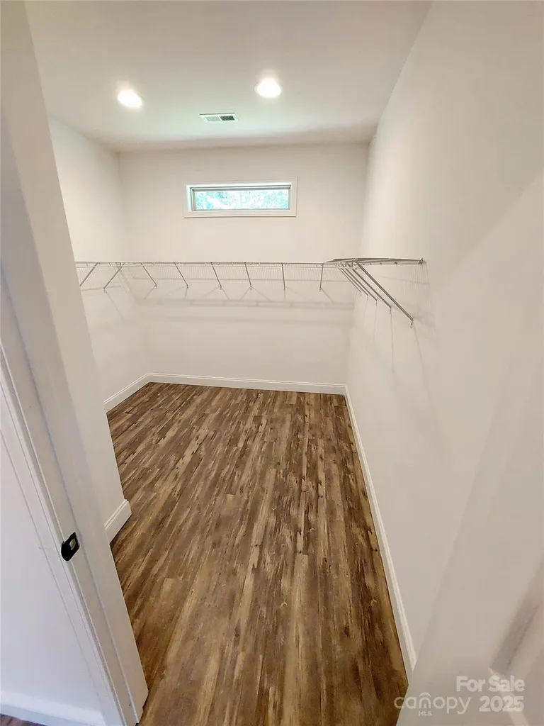93 Badger Run Hendersonville NC 28739
