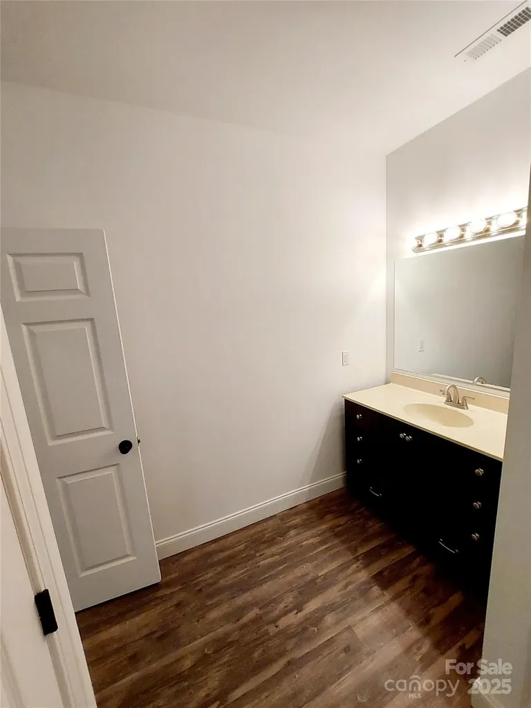 93 Badger Run Hendersonville NC 28739