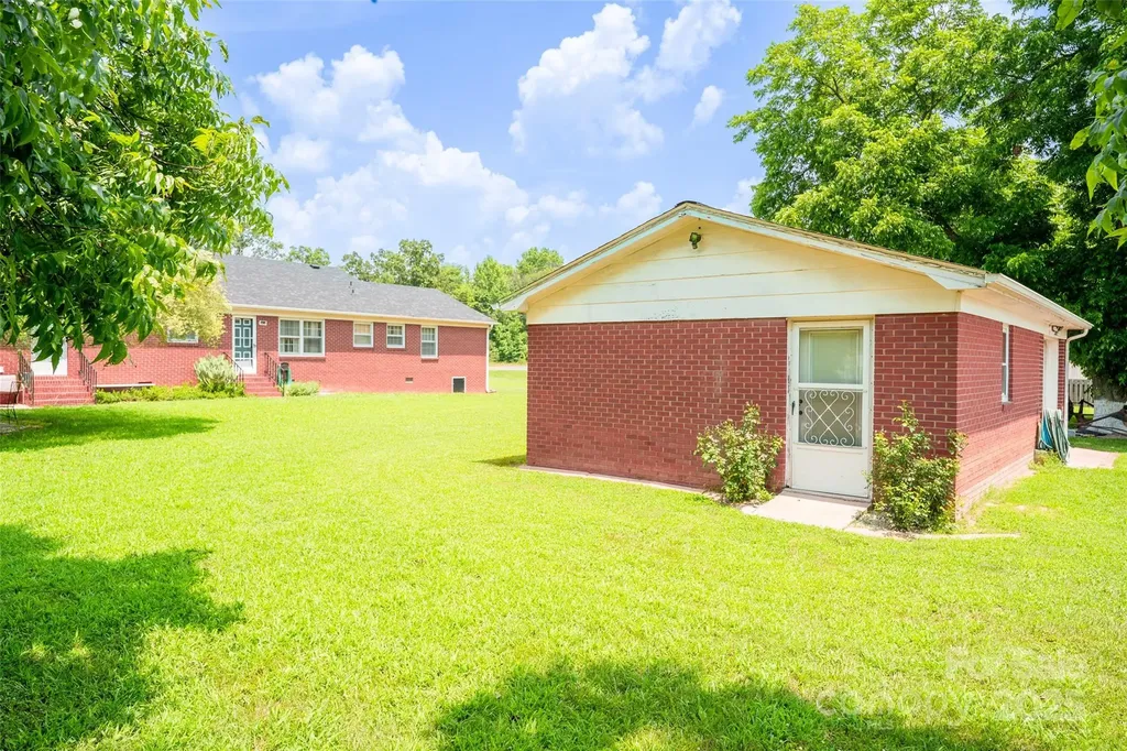 24132 Nc Hwy 73 Highway Albemarle NC 28001