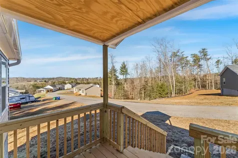 209 Walnut Branch Road Weaverville NC 28787