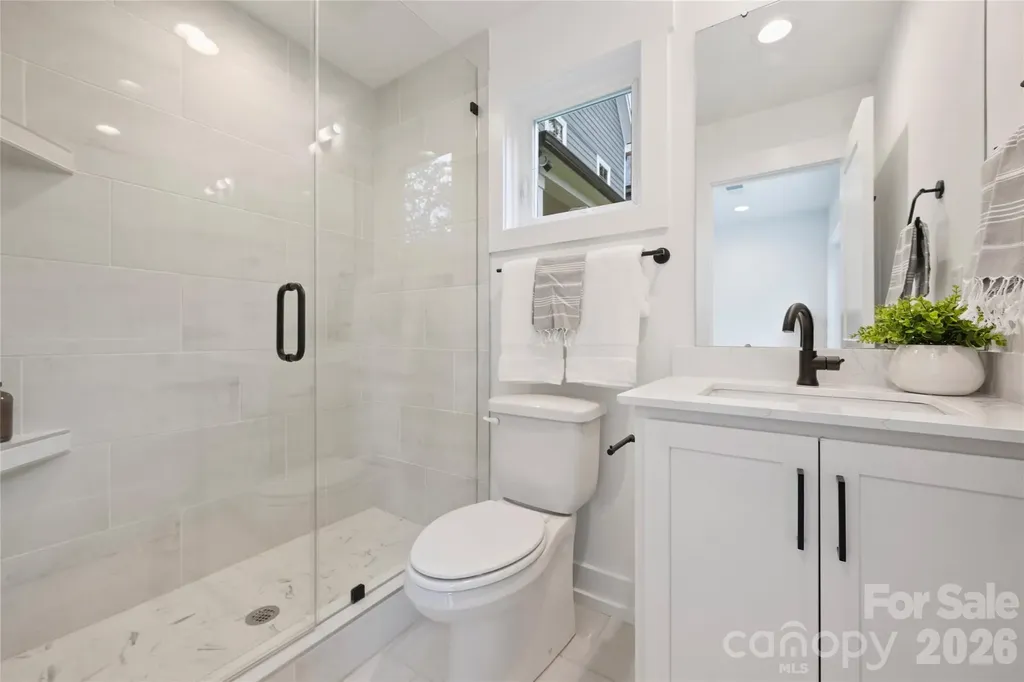 209 Coxe Avenue Charlotte NC 28208