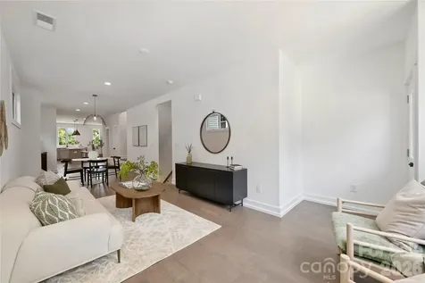 209 Coxe Avenue Charlotte NC 28208