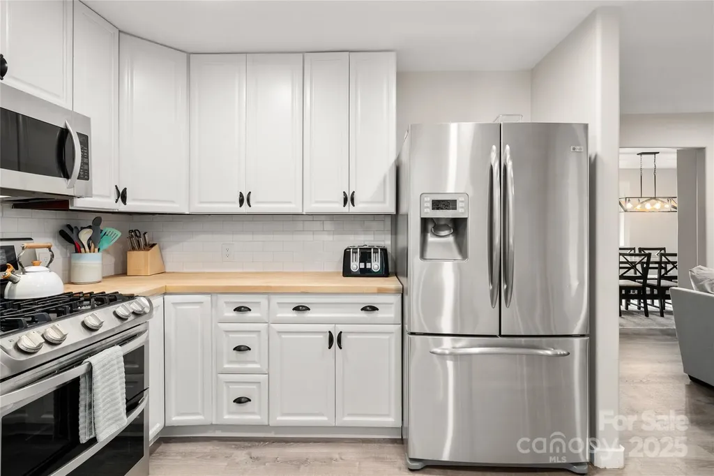 204 Terrys Gap Loop Road Fletcher NC 28732