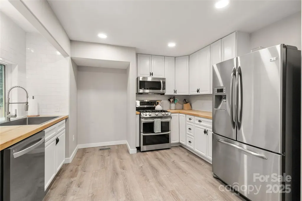 204 Terrys Gap Loop Road Fletcher NC 28732