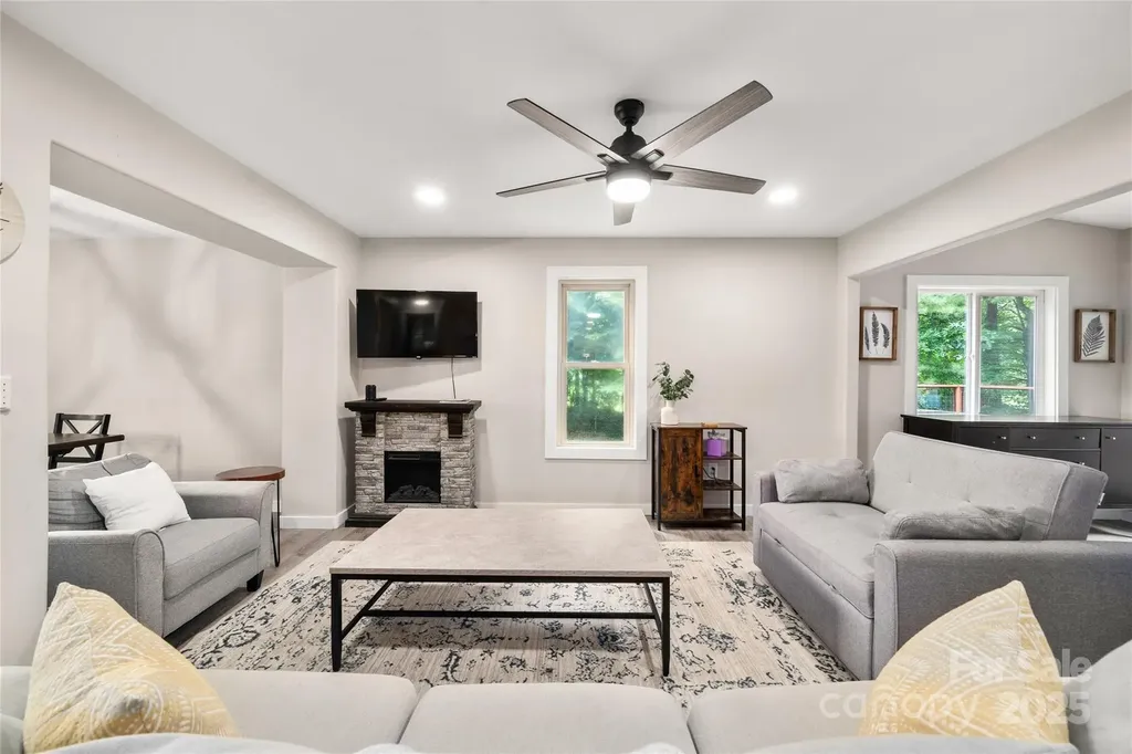 204 Terrys Gap Loop Road Fletcher NC 28732