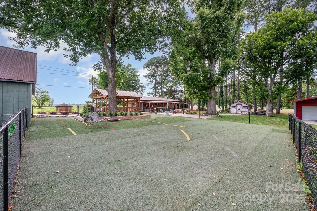 835 Holshouser Road Rockwell NC 28138