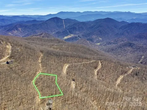 00 Tearshirt Lane Mars Hill NC 28754