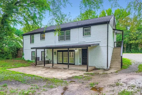 1224 E Woodlawn Road Charlotte NC 28209