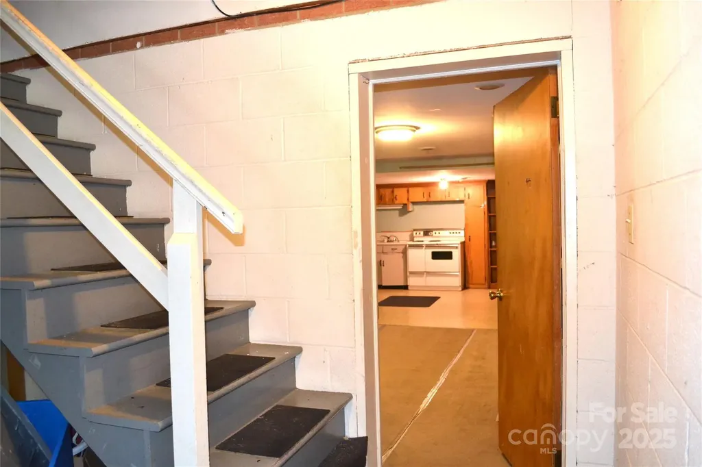 405 Wesley Heights Drive Albemarle NC 28001