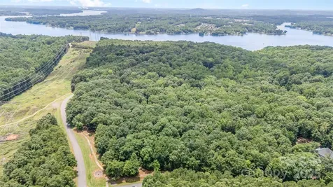 14229 Roe Buck Meadow Lane Charlotte NC 28278
