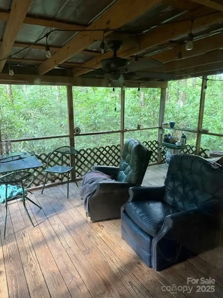 63 Apple Bee Road Brevard NC 28712