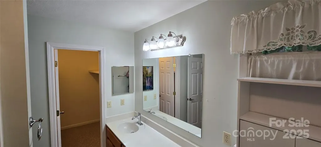 221 Flat Branch Trail Mill Spring NC 28756