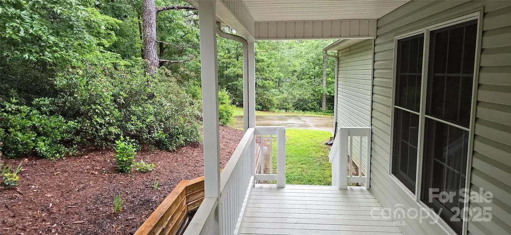221 Flat Branch Trail Mill Spring NC 28756