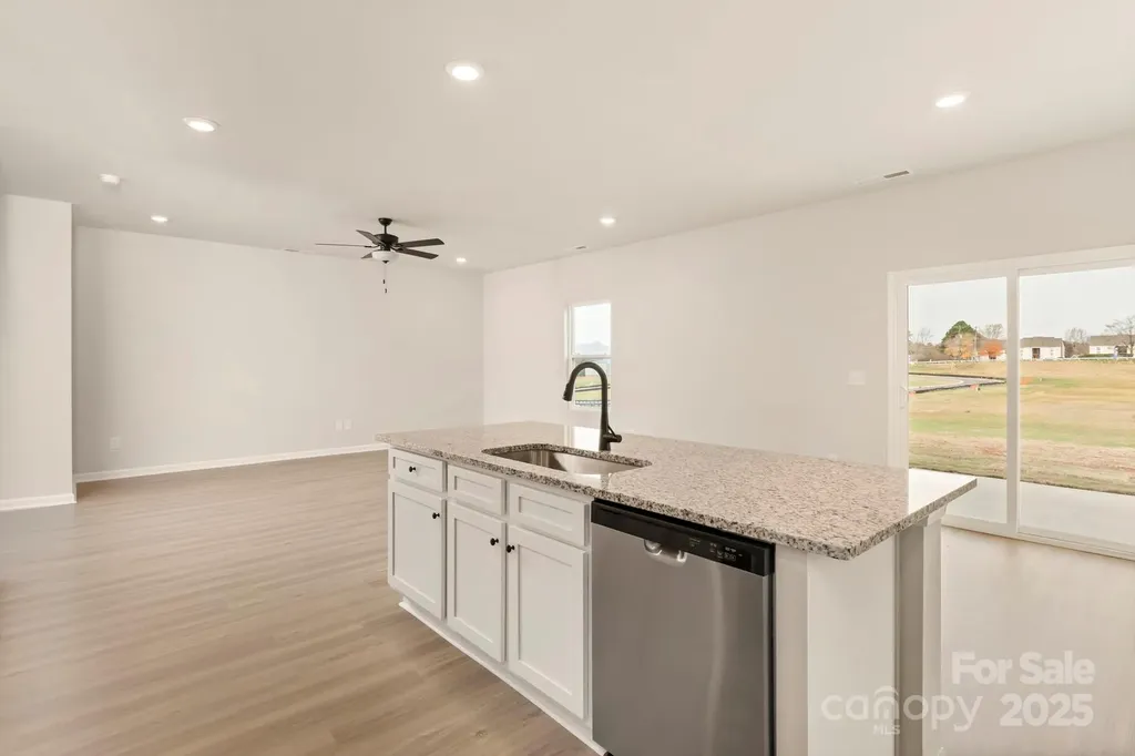 1059 Russell Drive Winston Salem NC 27127