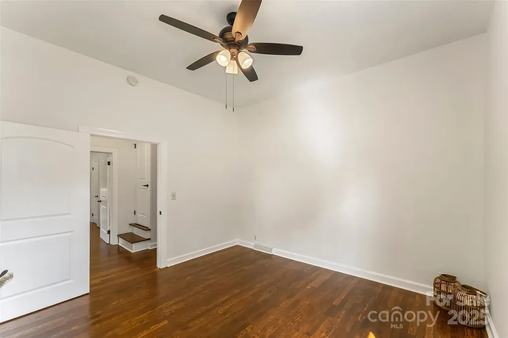 302 White Street Morganton NC 28655