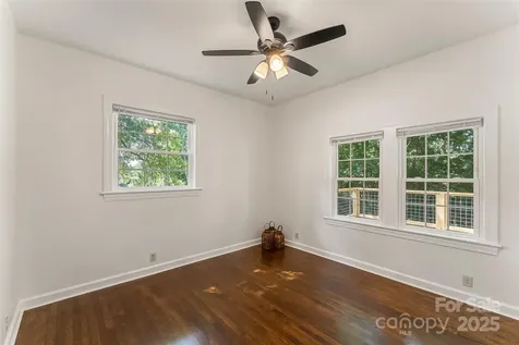 302 White Street Morganton NC 28655
