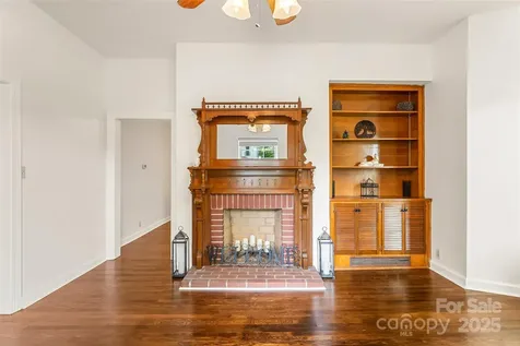 302 White Street Morganton NC 28655