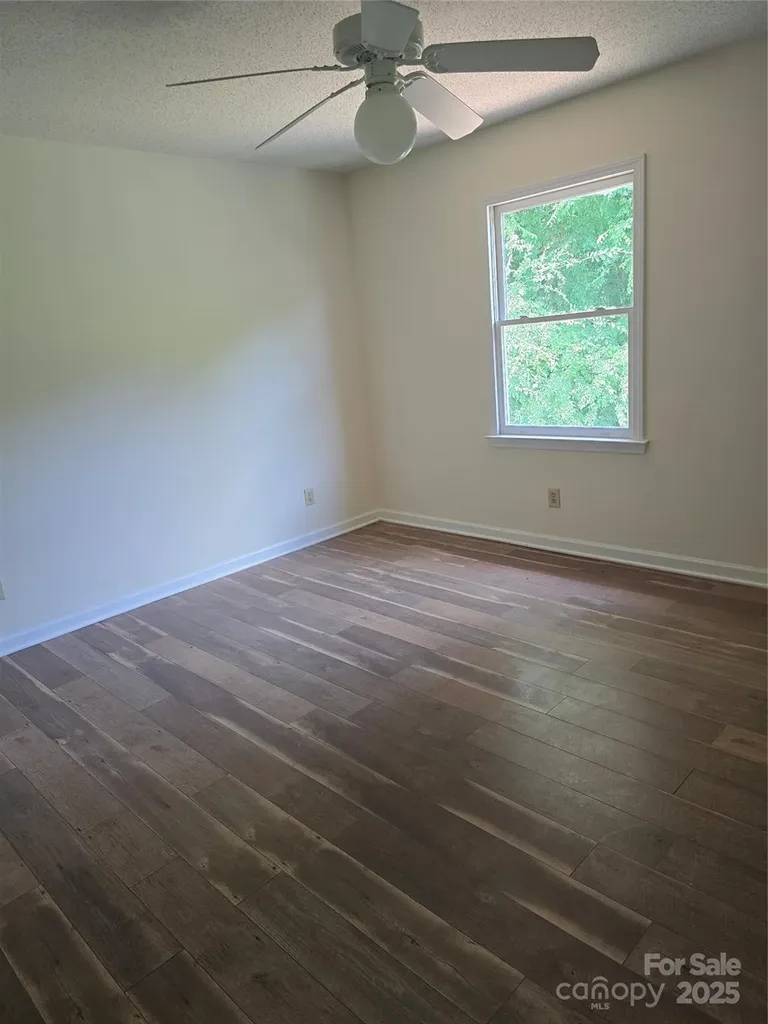 608 Sharon Drive Statesville NC 28625