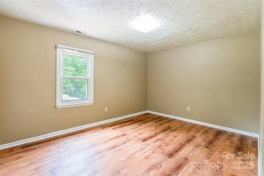 2675 Tablerock Road Lenoir NC 28645