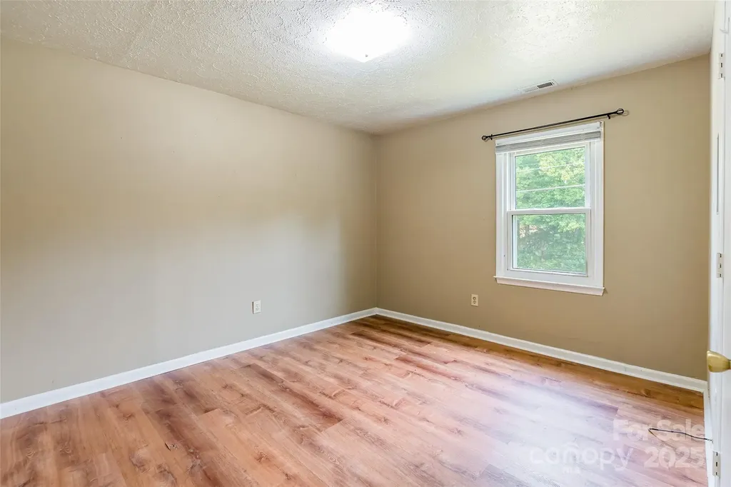 2675 Tablerock Road Lenoir NC 28645