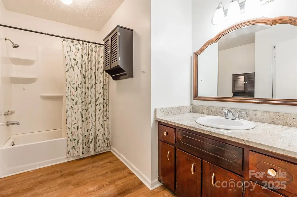 2675 Tablerock Road Lenoir NC 28645