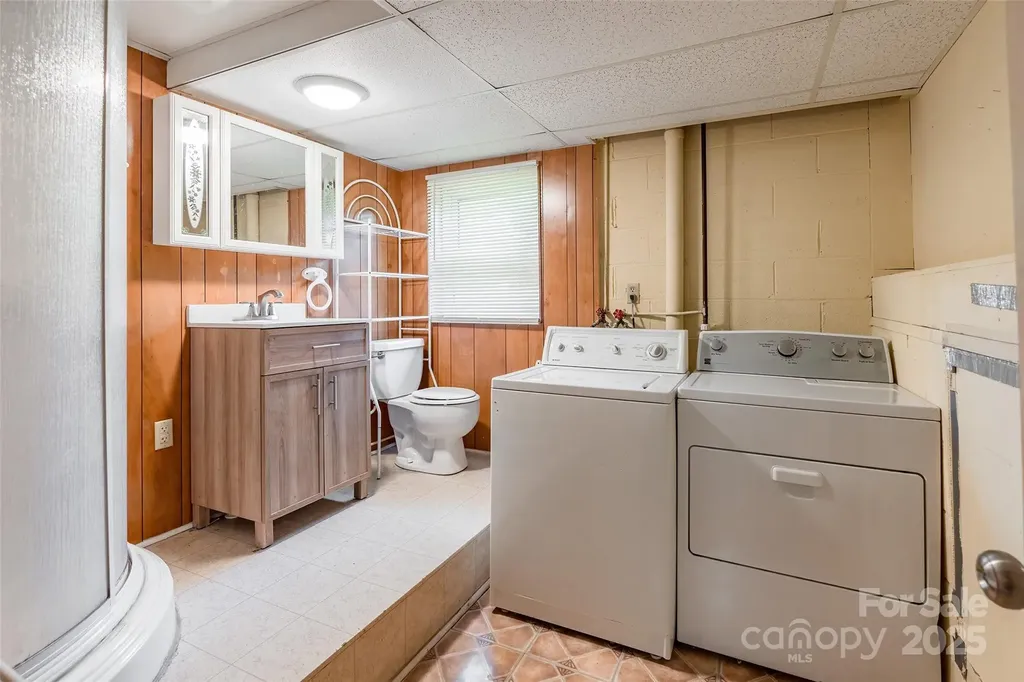 2675 Tablerock Road Lenoir NC 28645