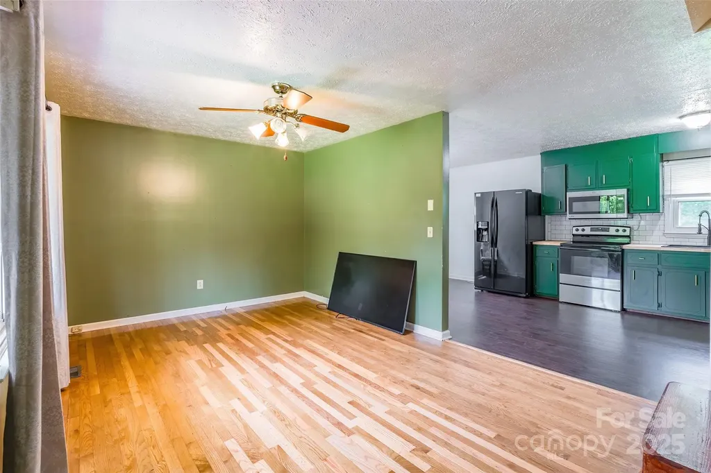 2675 Tablerock Road Lenoir NC 28645