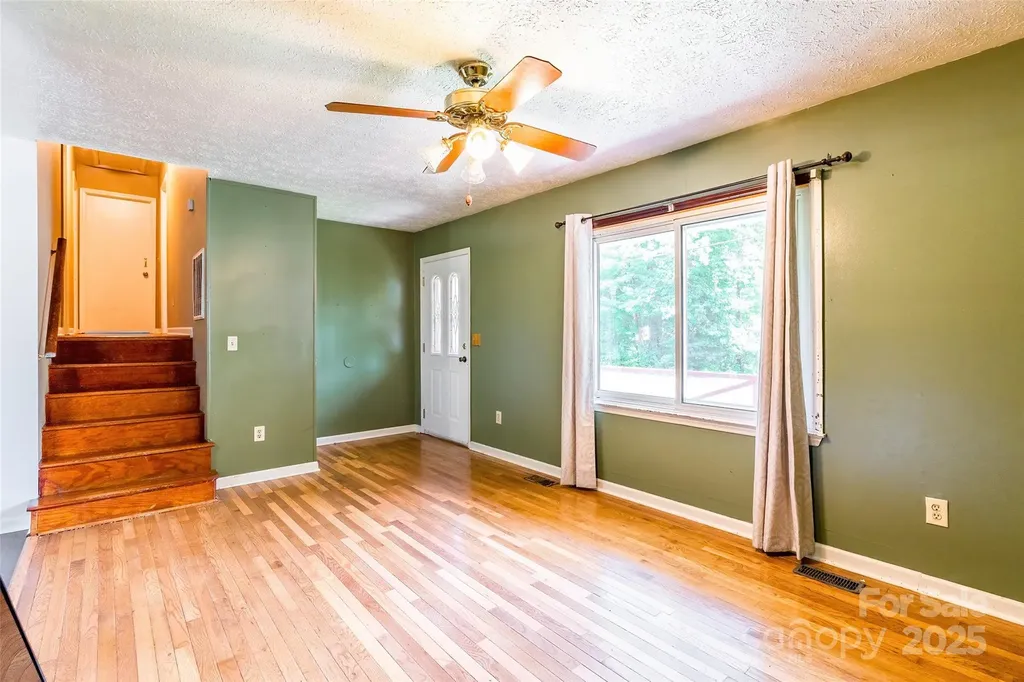 2675 Tablerock Road Lenoir NC 28645