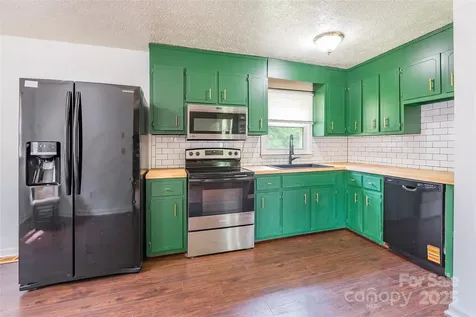 2675 Tablerock Road Lenoir NC 28645