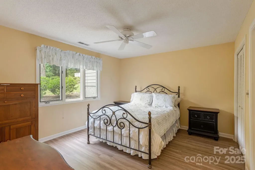 103 Golfside Drive Flat Rock NC 28731